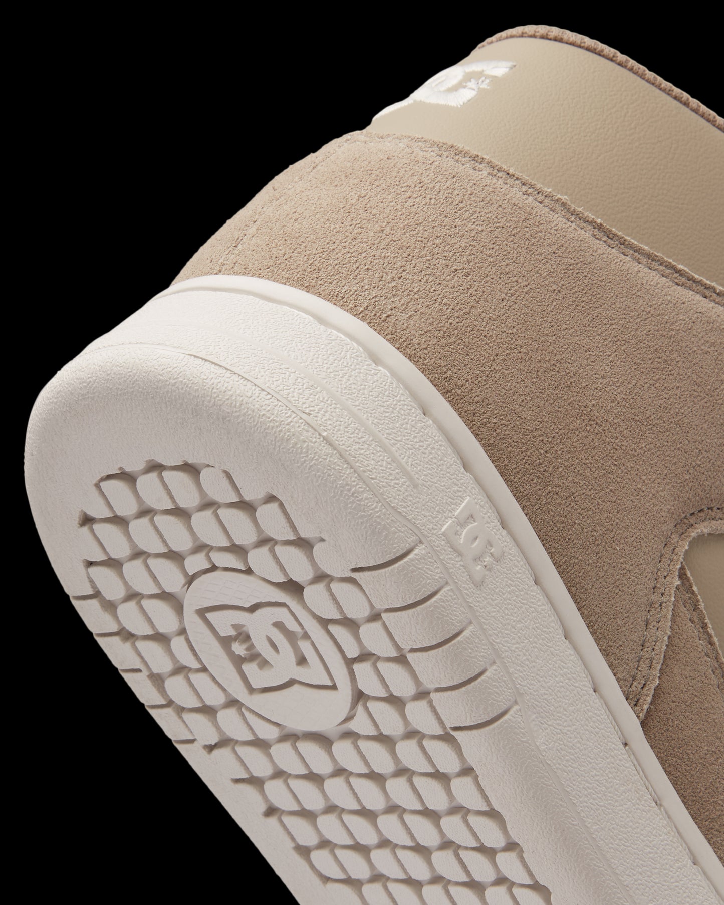 Tenis DC Shoes Manteca 4 HI TAN