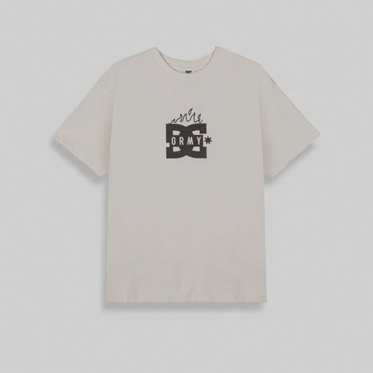 Playera The Swarm DC Shoes X Grimey OWHT